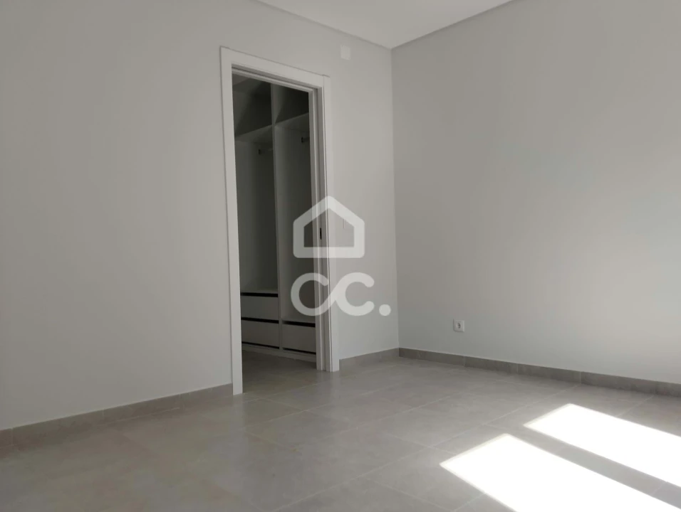 Moradia T2 para Venda em Bombarral e Vale Covo Foto 6