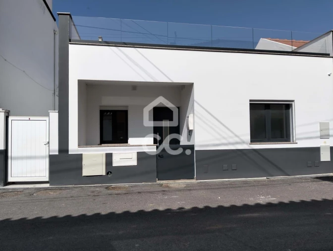 Moradia T2 para Venda em Bombarral e Vale Covo Foto 2
