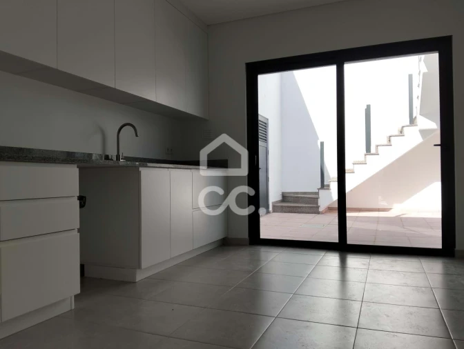 Moradia T2 para Venda em Bombarral e Vale Covo Foto 9