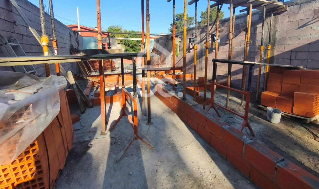 Apartamento T3 para Venda em Delães Foto 25