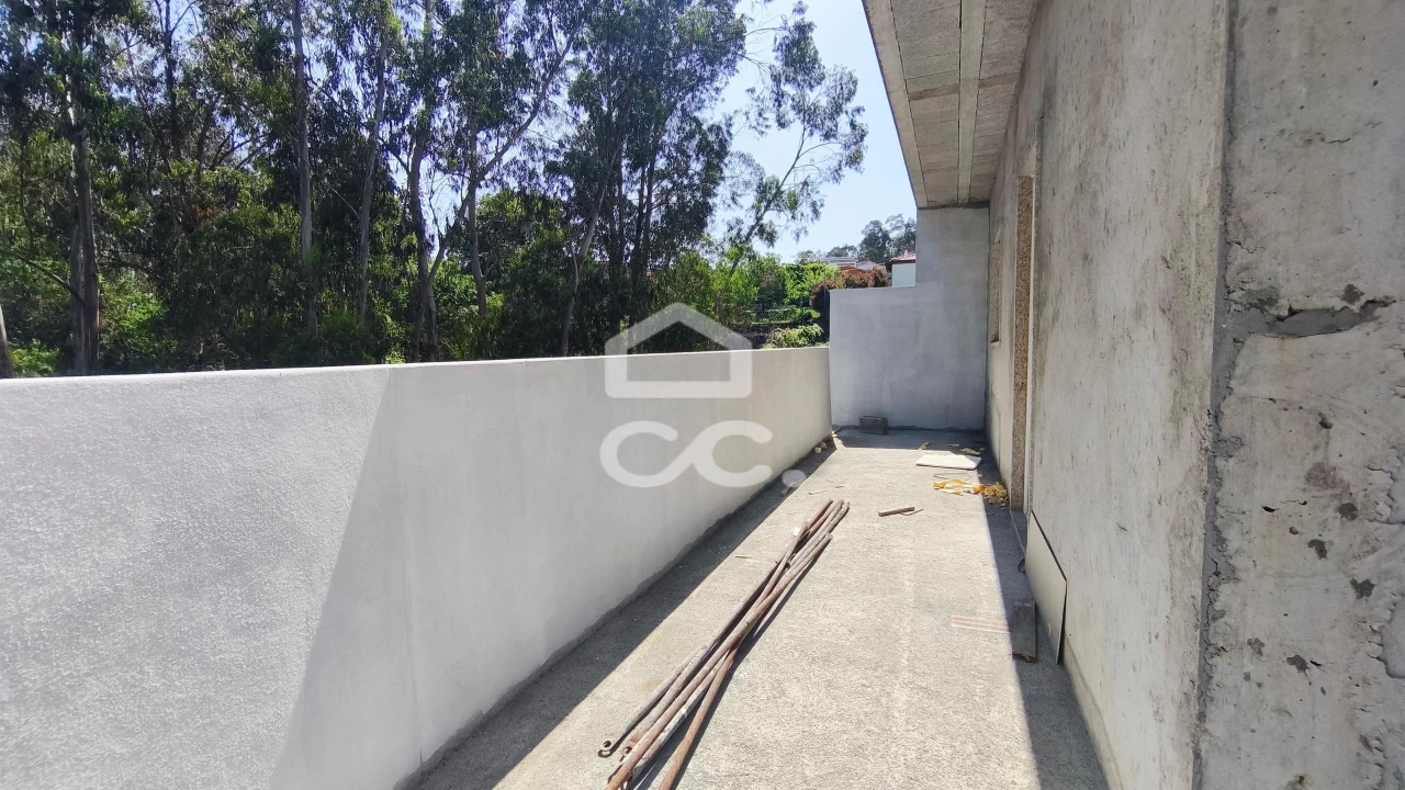 Apartamento T3 para Venda em Delães Foto 20