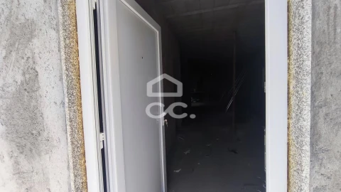 Apartamento T3 para Venda em Delães