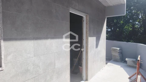 Apartamento T3 para Venda em Delães