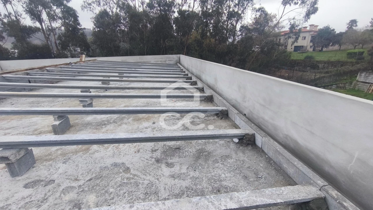 Moradia T3 para Venda em Delães Foto 25