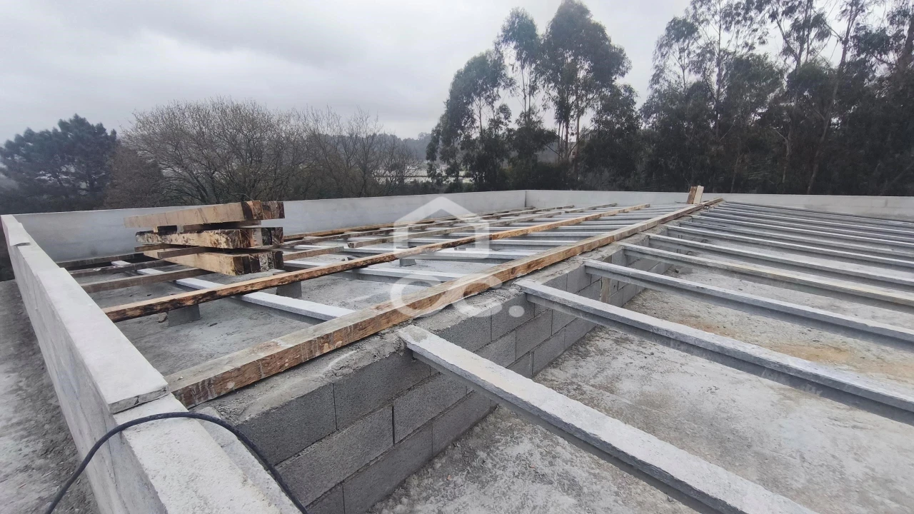 Moradia T3 para Venda em Delães Foto 26