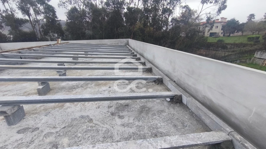 Moradia T3 para Venda em Delães Foto 25