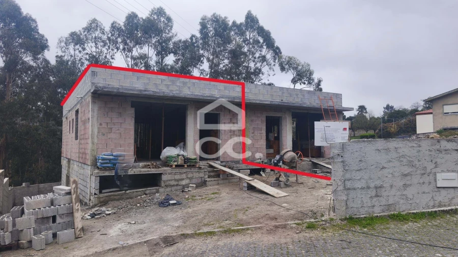 Apartamento T3 para Venda em Delães Foto 2