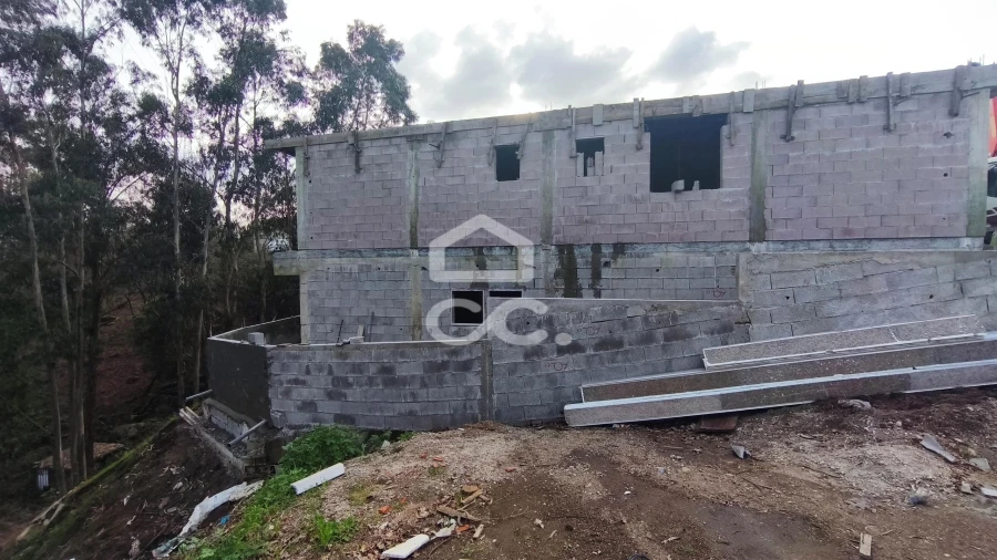 Apartamento T3 para Venda em Delães Foto 31