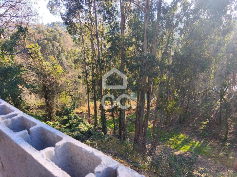 Moradia T3 para Venda em Delães Foto 17