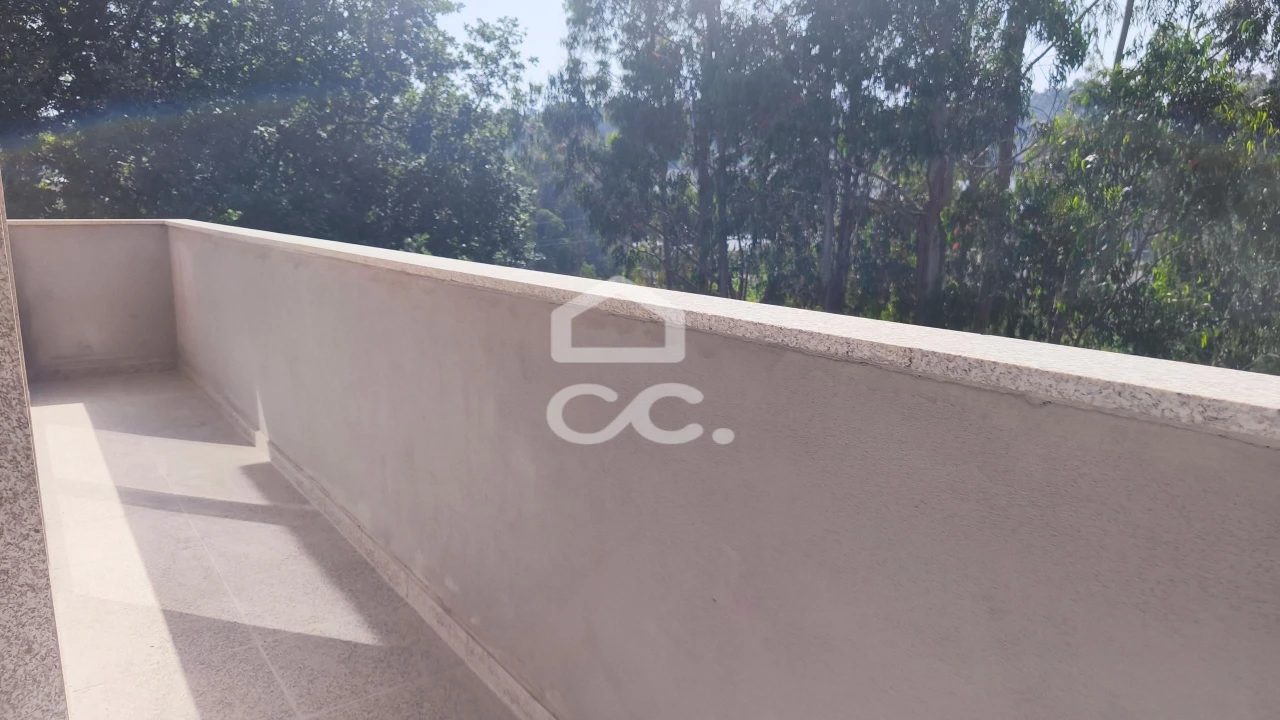 Apartamento T3 para Venda em Delães Foto 27