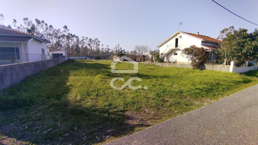 Terreno para Venda em Marinha Grande Foto 1