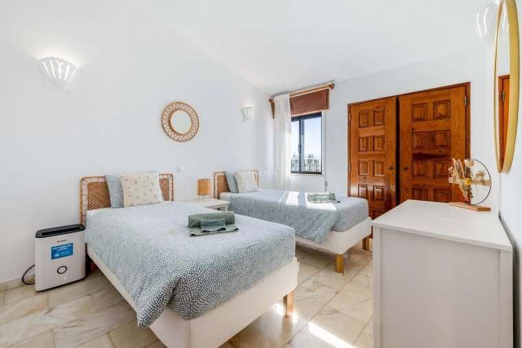 Moradia T3 para Arrendamento férias em Luz Foto 17