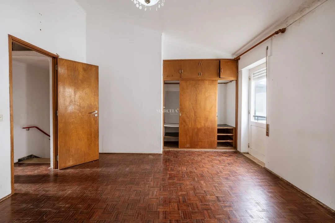 Moradia T2 para Venda em Lagos (São Sebastião e Santa Maria) Foto 14