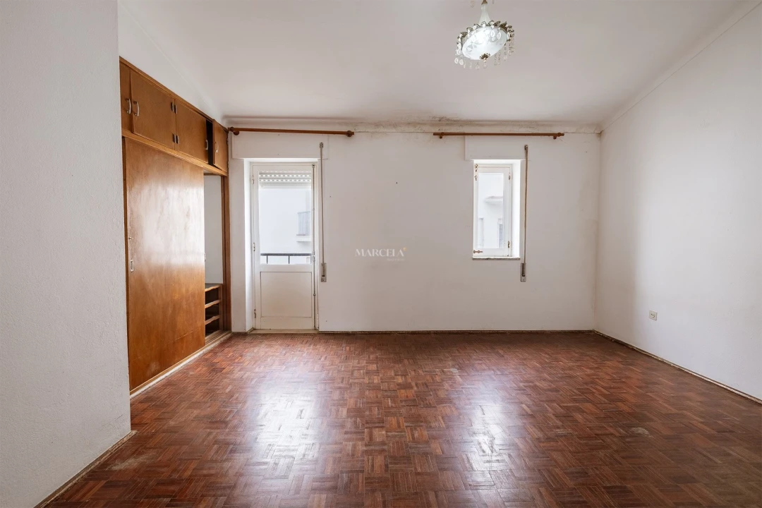 Moradia T2 para Venda em Lagos (São Sebastião e Santa Maria) Foto 13