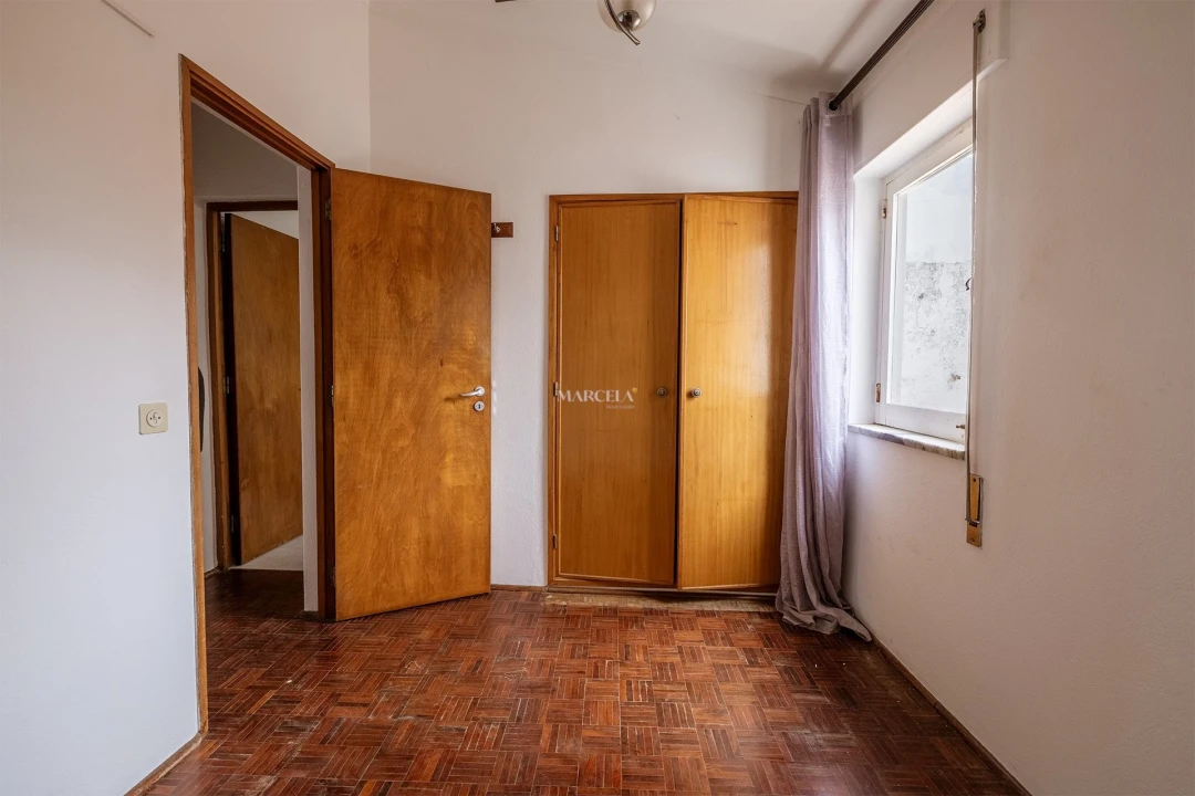 Moradia T2 para Venda em Lagos (São Sebastião e Santa Maria) Foto 10