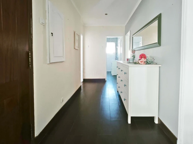 Apartamento T2 para Venda em Venteira Foto 5