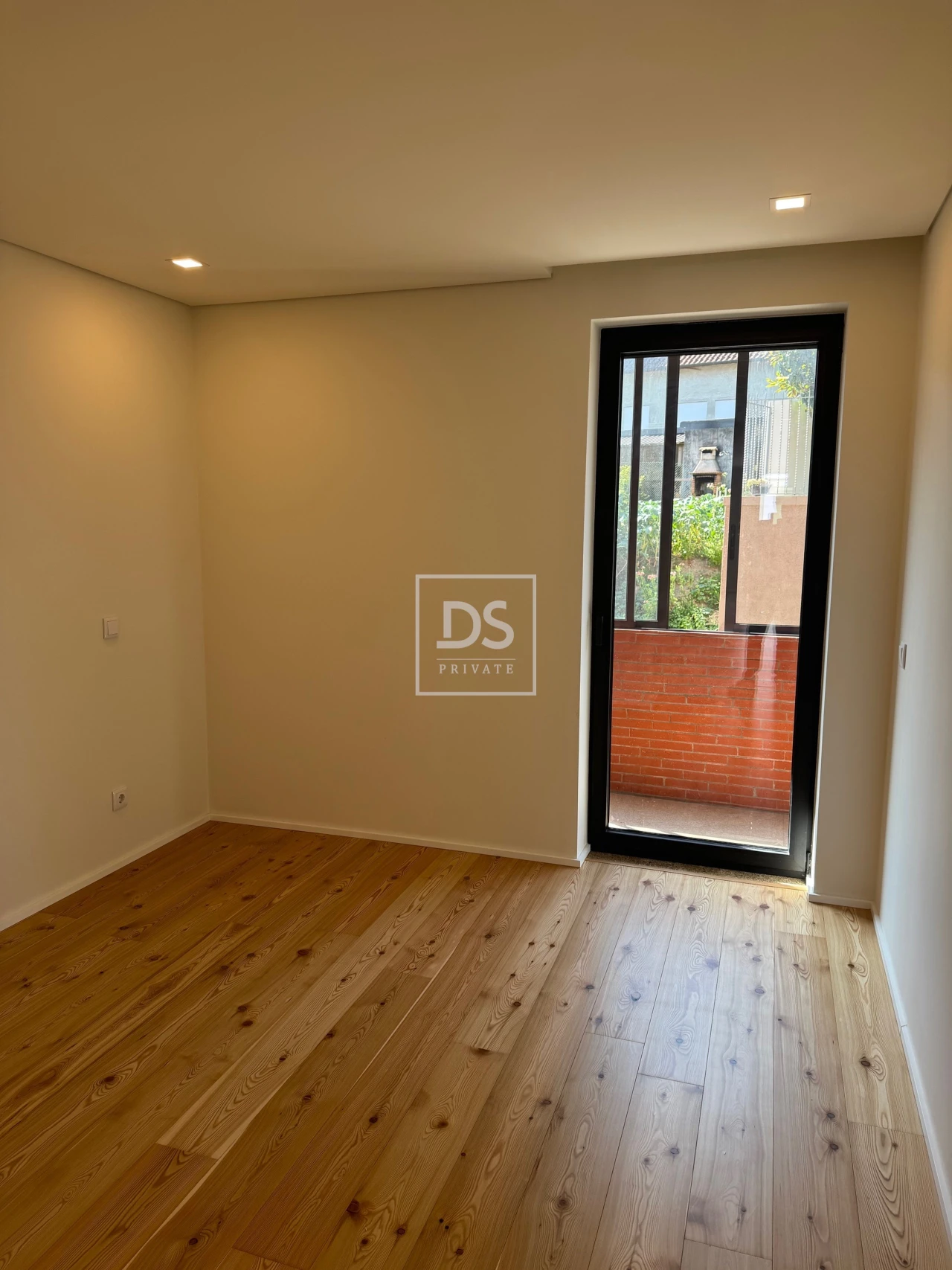 Apartamento T2 para Venda em Creixomil Foto 8