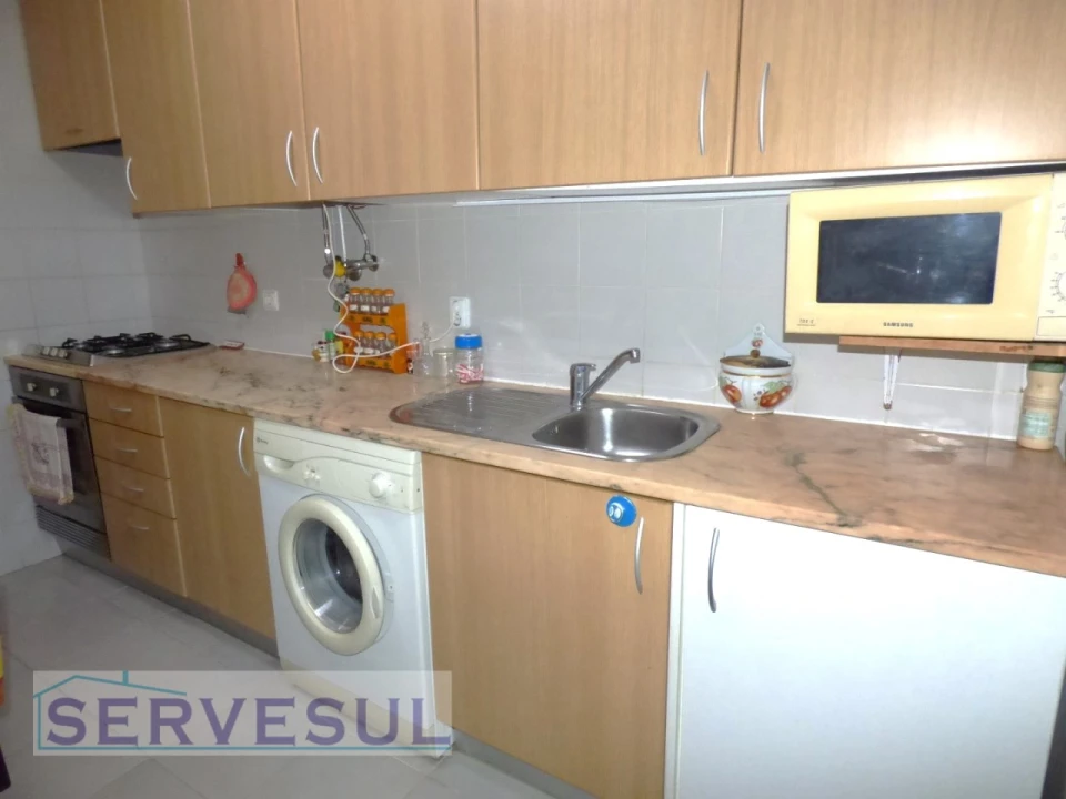 Apartamento T2 para Venda em Silves Foto 7