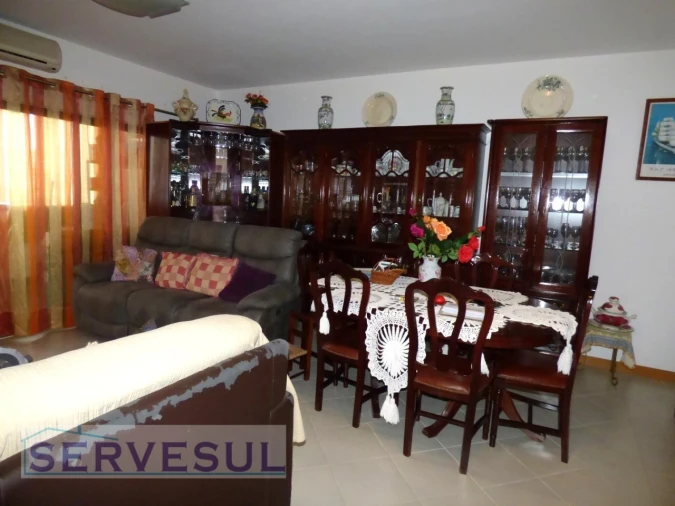 Apartamento T2 para Venda em Silves Foto 6