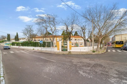 Moradia T4 para Venda em União das Freguesias de Setúbal