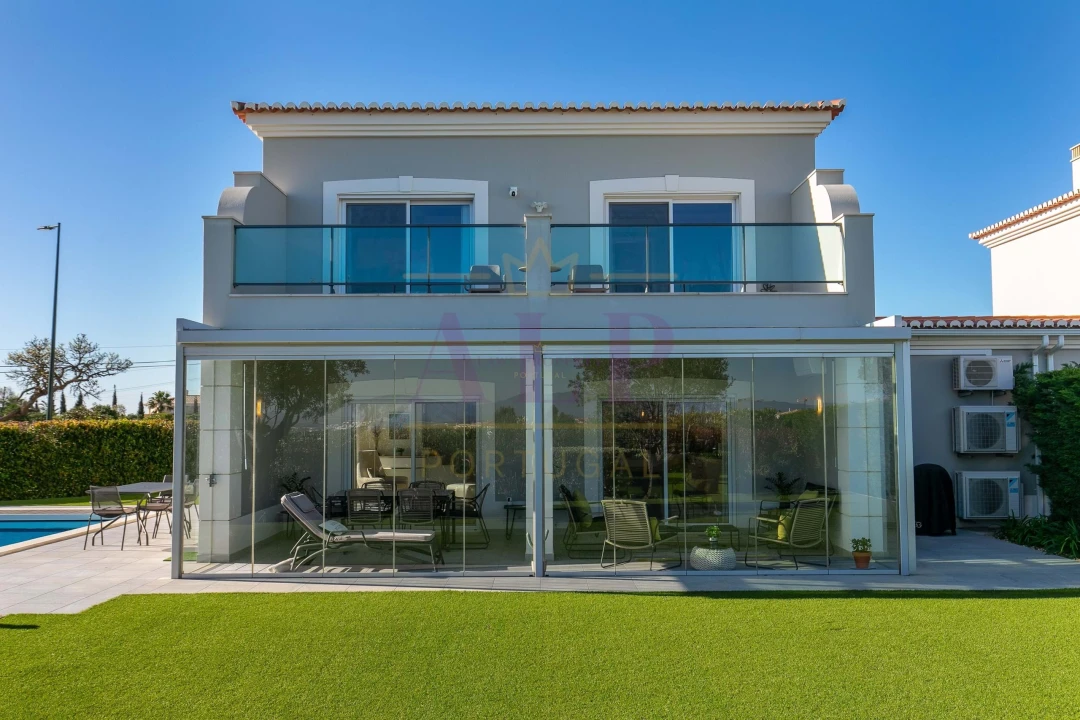 Moradia T4 para Venda em Lagos (São Sebastião e Santa Maria) Foto 20