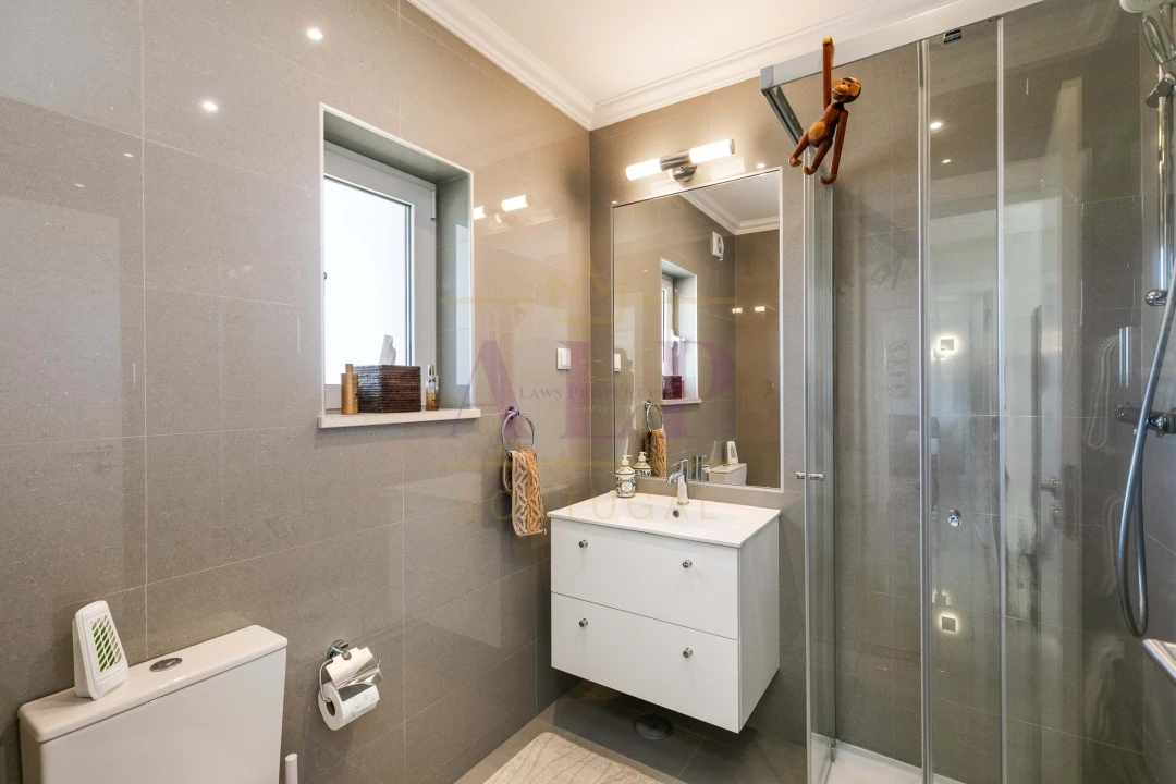 Moradia T4 para Venda em Lagos (São Sebastião e Santa Maria) Foto 6