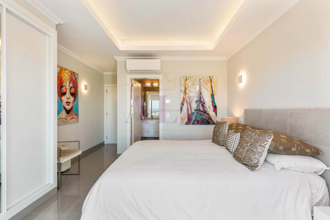 Moradia T4 para Venda em Lagos (São Sebastião e Santa Maria) Foto 27