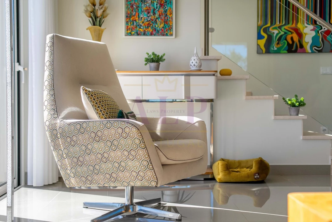 Moradia T4 para Venda em Lagos (São Sebastião e Santa Maria) Foto 15