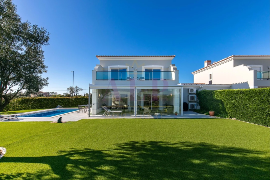 Moradia T4 para Venda em Lagos (São Sebastião e Santa Maria) Foto 35