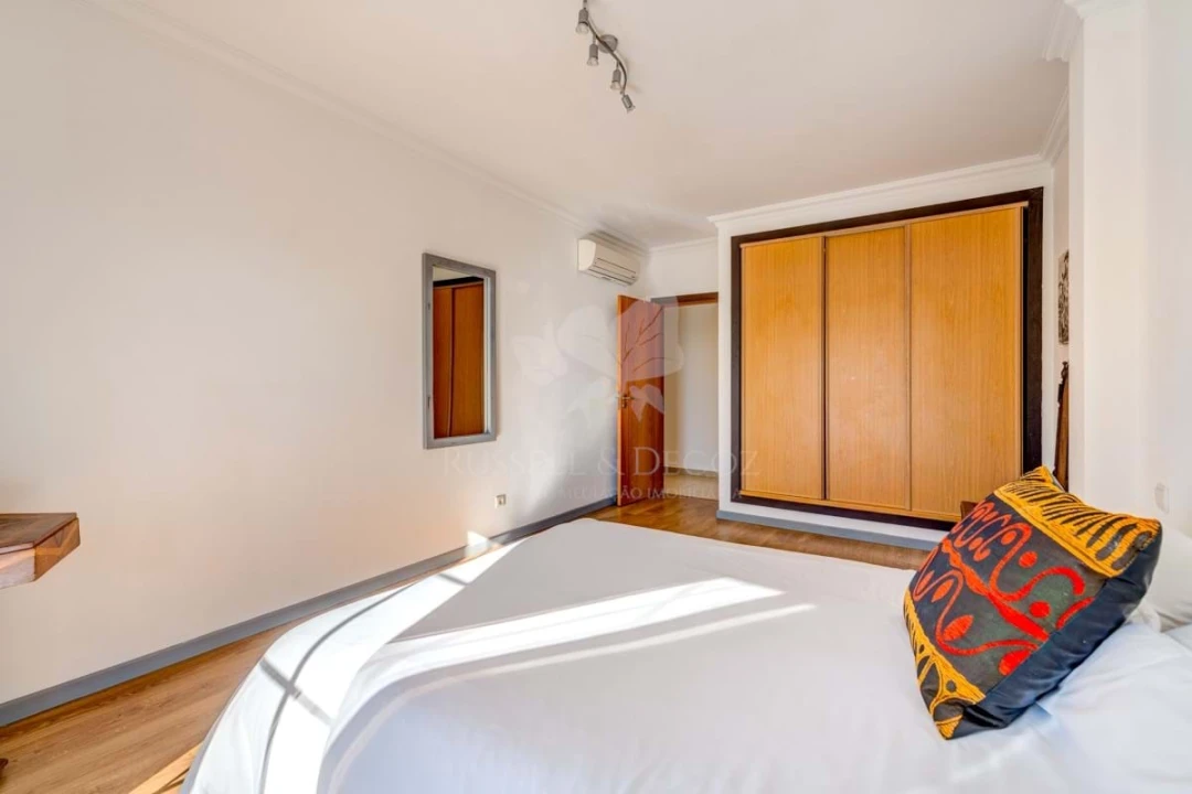 Apartamento T2 para Venda em Olhão Foto 15