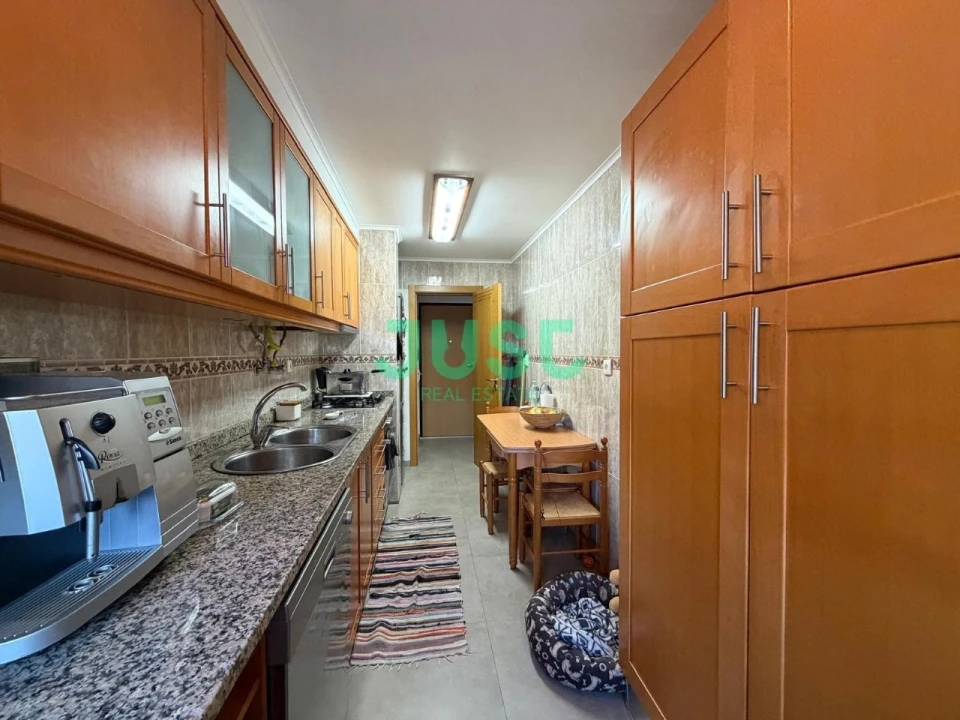 Apartamento T3 para Venda em São Domingos de Benfica Foto 7
