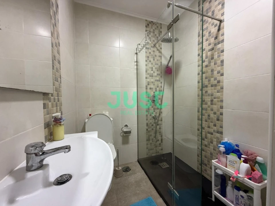 Apartamento T3 para Venda em São Domingos de Benfica Foto 8