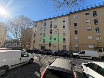 Apartamento T3 para Venda em São Domingos de Benfica
