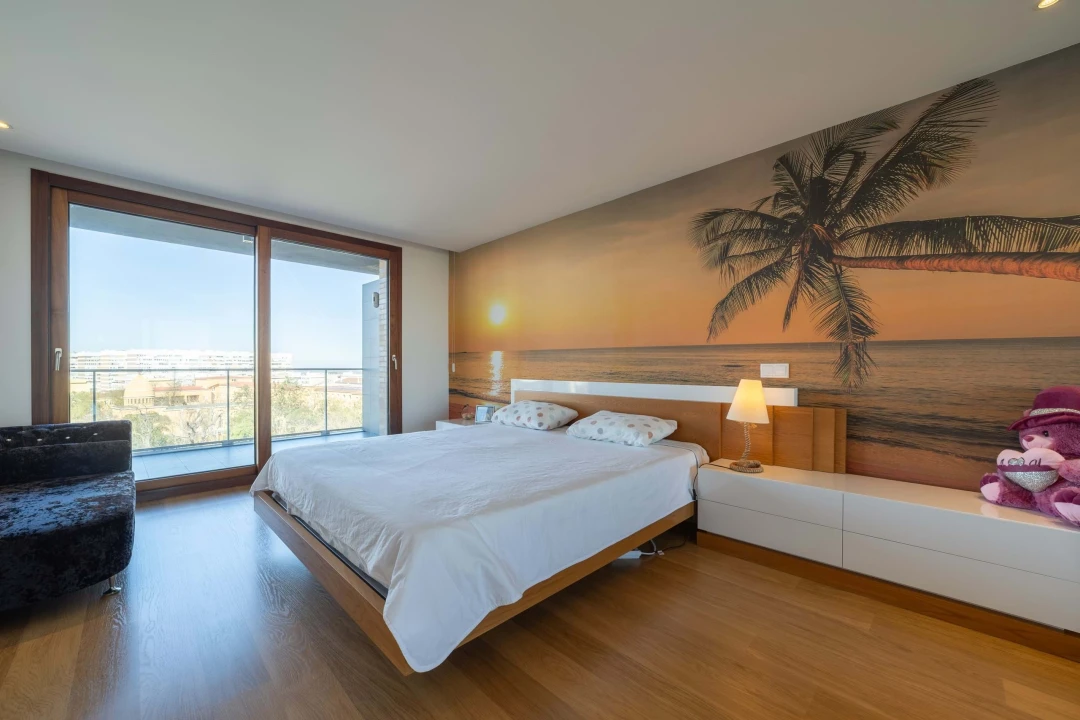 Apartamento T4 para Venda em Parque das Nações Foto 27