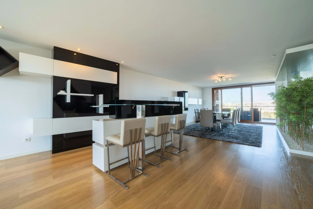 Apartamento T4 para Venda em Parque das Nações Foto 19