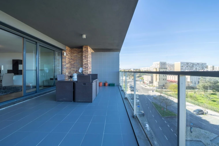 Apartamento T4 para Venda em Parque das Nações Foto 15