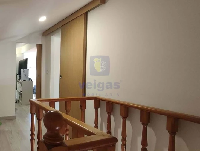 Moradia T6 para Venda em Ramada e Caneças Foto 21