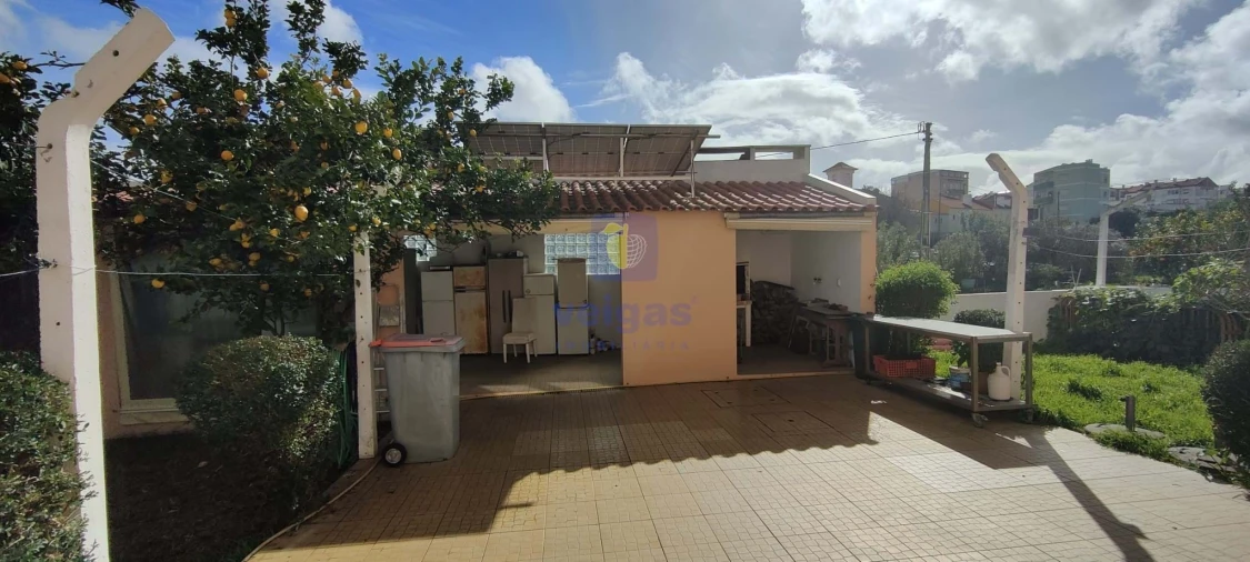 Moradia T6 para Venda em Ramada e Caneças Foto 4