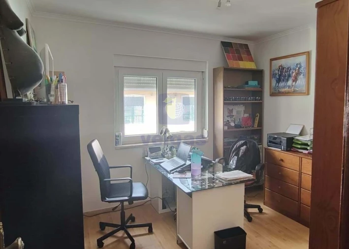 Moradia T6 para Venda em Ramada e Caneças Foto 17