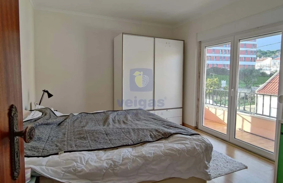 Moradia T6 para Venda em Ramada e Caneças Foto 15