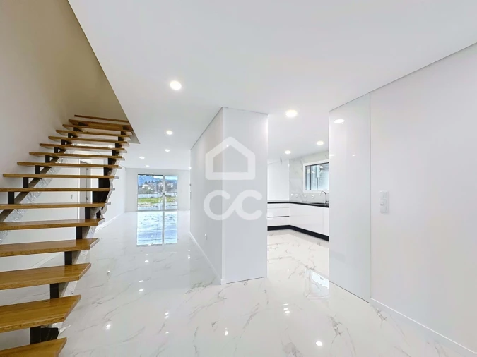 Moradia T3 para Venda em Vale de Anta Foto 2