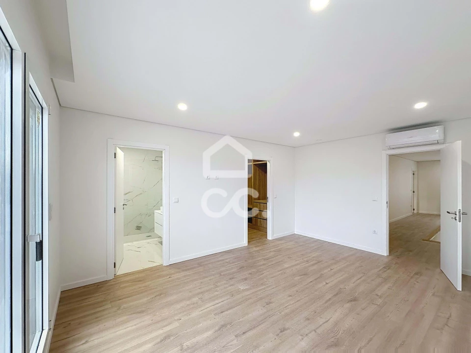 Moradia T3 para Venda em Vale de Anta Foto 14