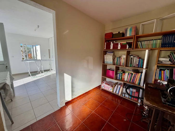 Moradia T4 para Venda em Vieira de Leiria Foto 6