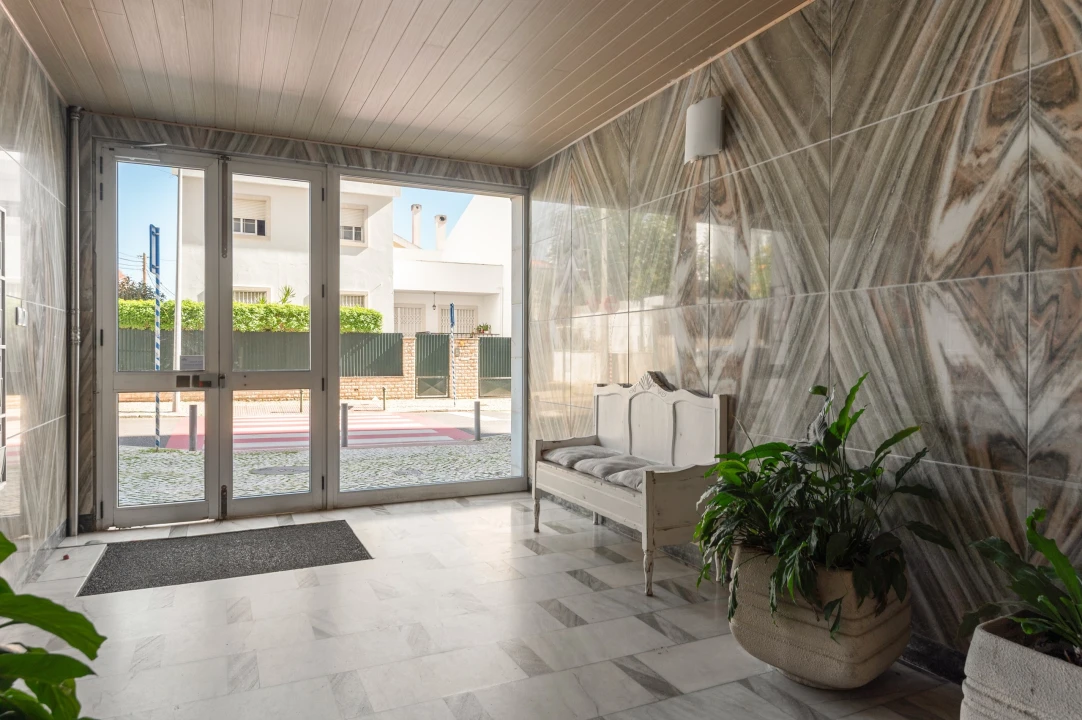 Apartamento T1 para Venda em Oeiras e São Julião da Barra, Paço de Arcos e Caxias Foto 17