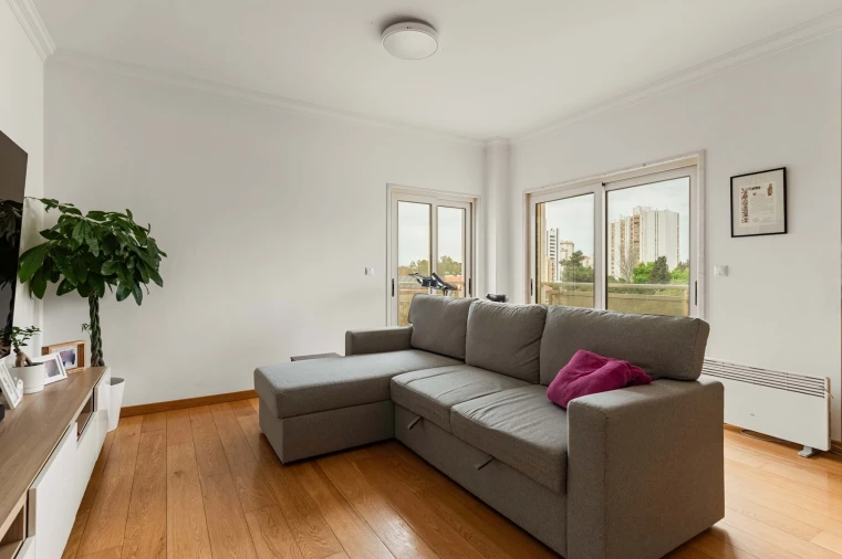 Apartamento T3 para Venda em Lumiar Foto 2