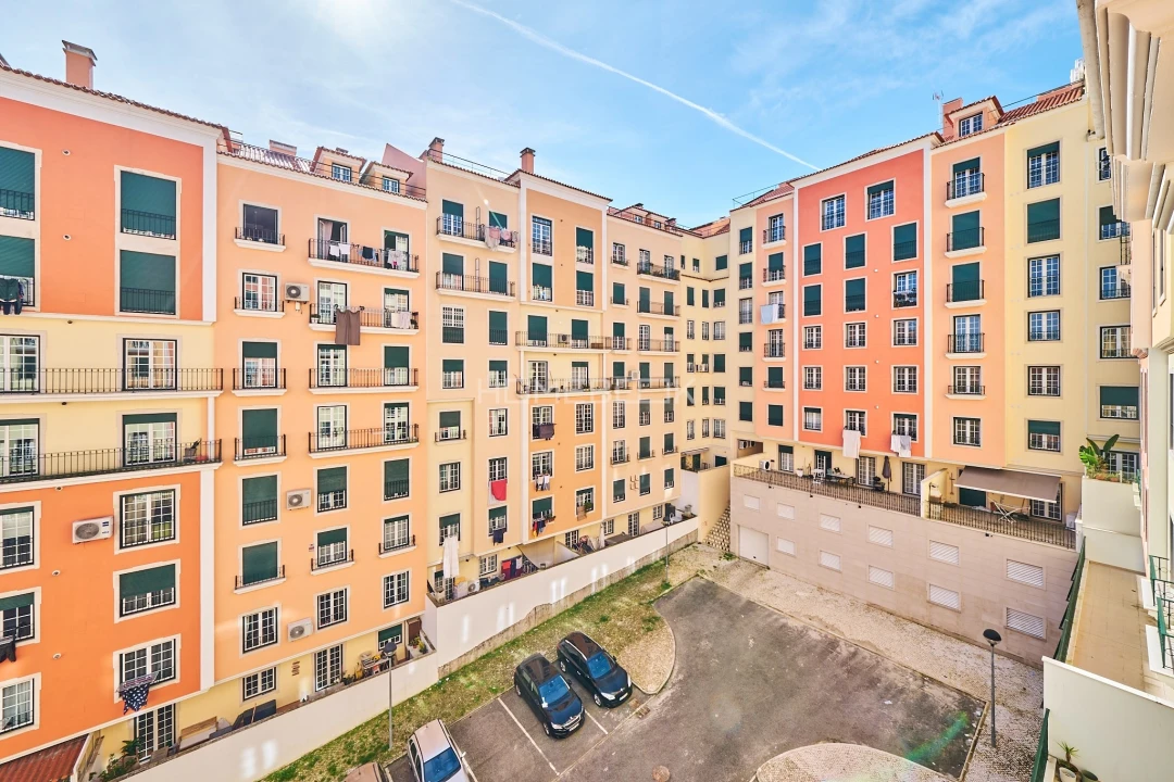 Apartamento T2 para Venda em Águas Livres Foto 17