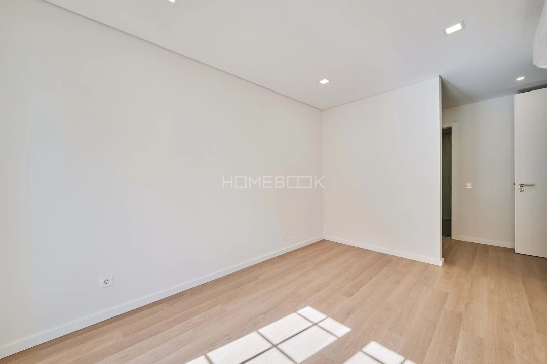 Apartamento T2 para Venda em Águas Livres Foto 9