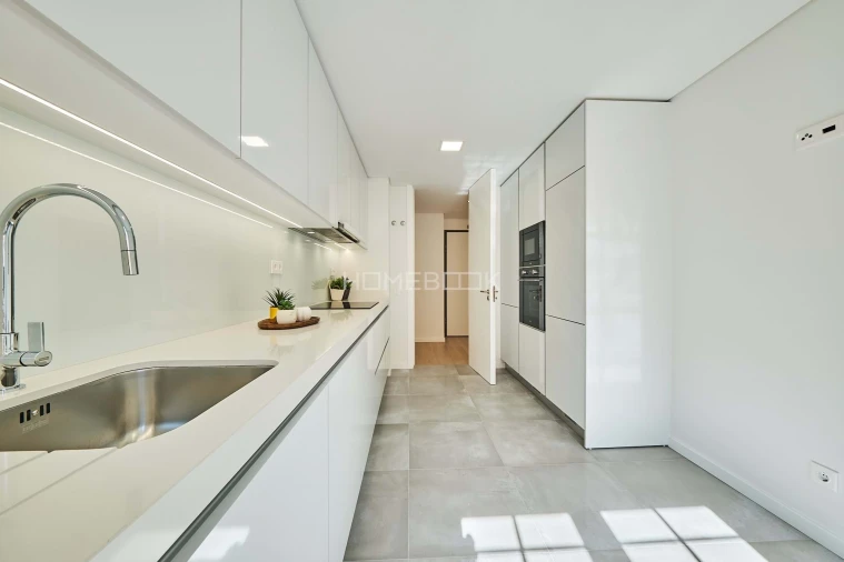 Apartamento T2 para Venda em Águas Livres Foto 3