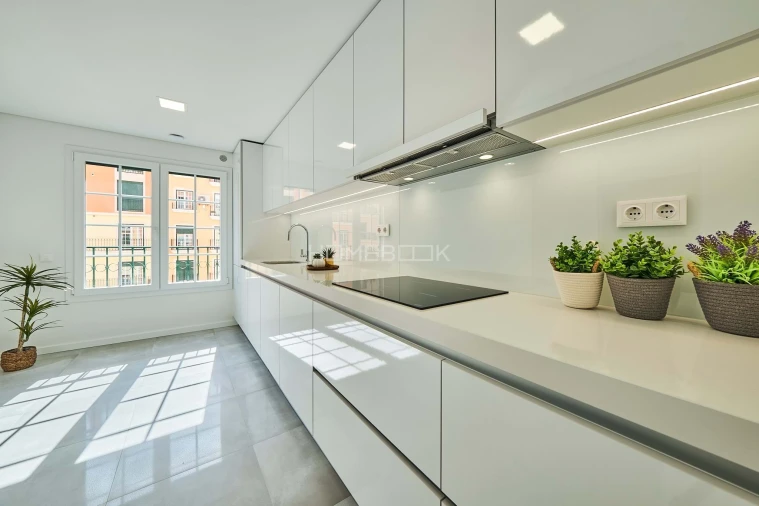 Apartamento T2 para Venda em Águas Livres Foto 2