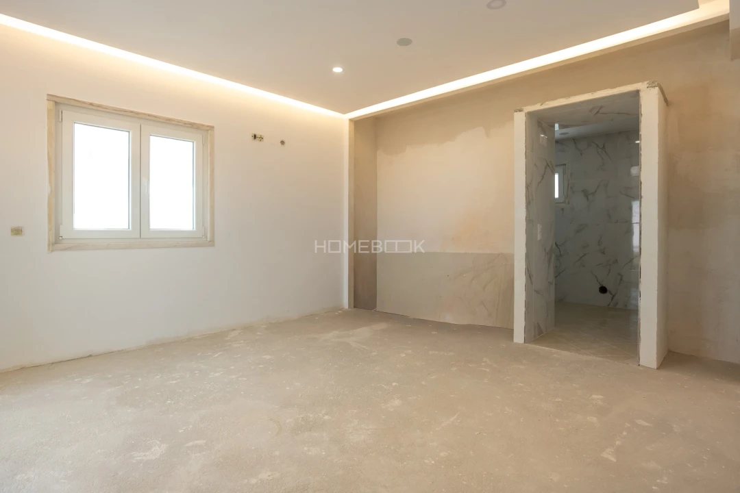 Moradia T4 para Venda em Charneca de Caparica e Sobreda Foto 14